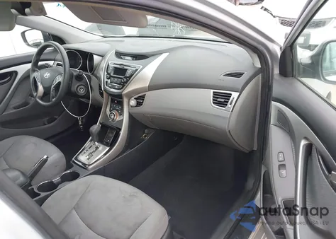 2013 Hyundai Elantra Gls z USA, uszkodzony, nr VIN KMHDH4AE5DU904786